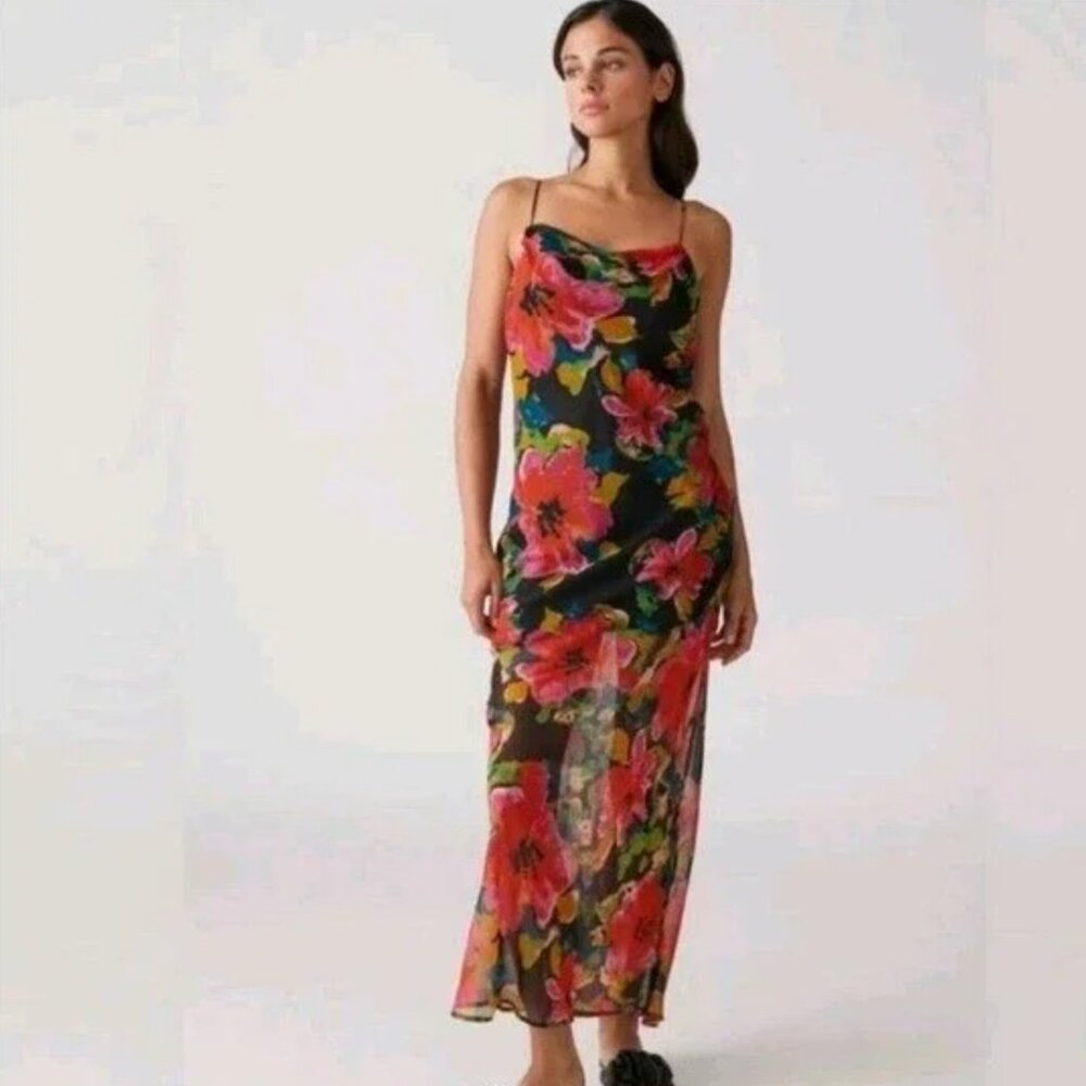 Floral Urban Outfitters Maxi Dress Size Small